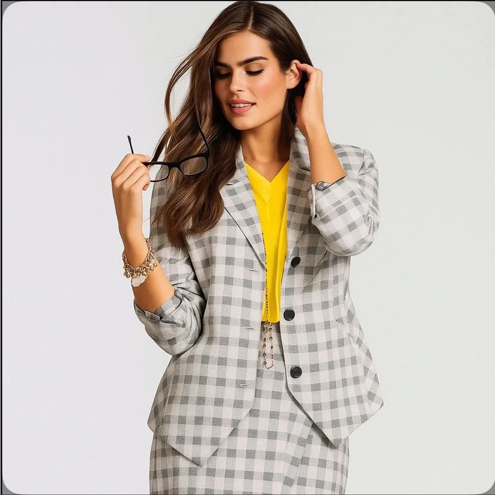 Sz 12 Cabi $189 MSRP PRELOVED Valentina Gray Blazer